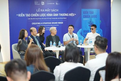 Chuyên gia chia sẻ kinh nghiệm xây dựng thương hiệu với doanh nghiệp Việt