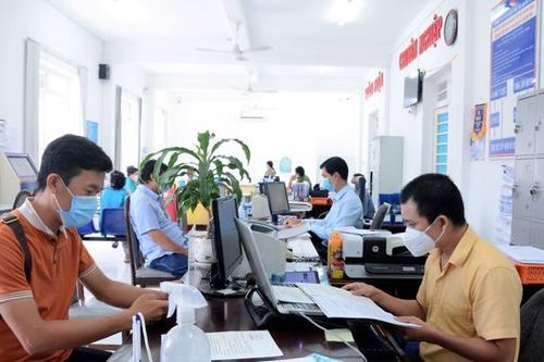 TP.HCM nghiên cứu thí điểm một số vị trí công chức có thể làm việc tại nhà