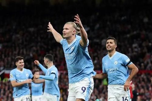 Haaland ghi cú đúp giúp Man City thắng đậm trên sân Man United