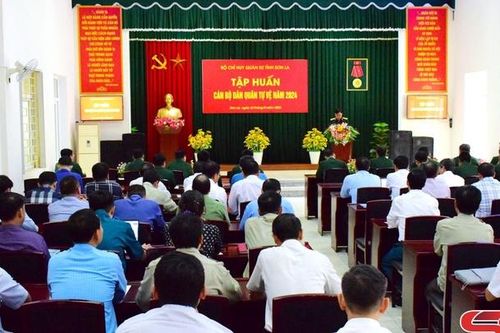 Tập huấn đợt 1 cho cán bộ dân quân tự vệ năm 2024