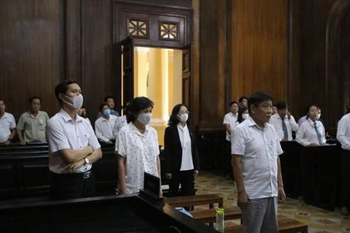 Xét xử cựu Giám đốc Sở Khoa học và Công nghệ TP Hồ Chí Minh và đồng phạm