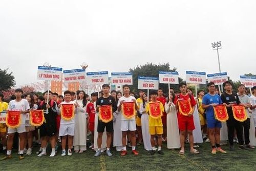 100 đội bóng tranh tài tại giải bóng đá học sinh cúp Number 1 Active