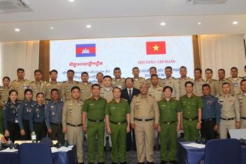Nâng cao năng lực điều tra cho lực lượng phòng chống ma túy Campuchia
