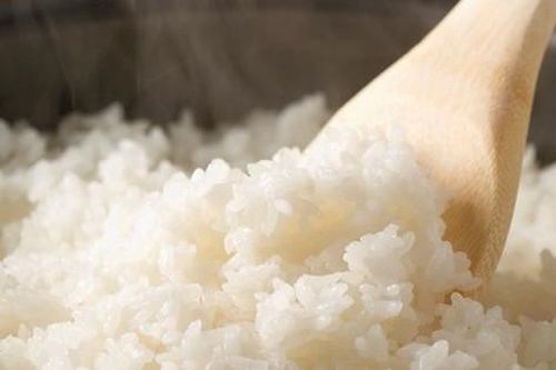 Không có bằng chứng về việc ăn cơm nguội gây ung thư