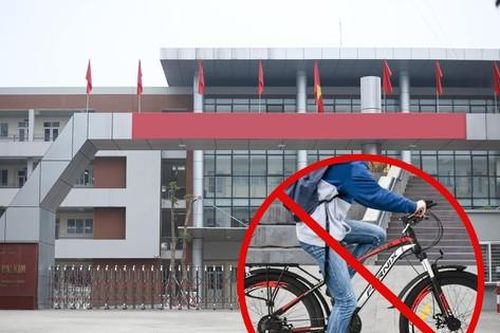 Một trường Tiểu học tại Hà Nội không cho học sinh đi xe đạp đến trường, lý do là gì?
