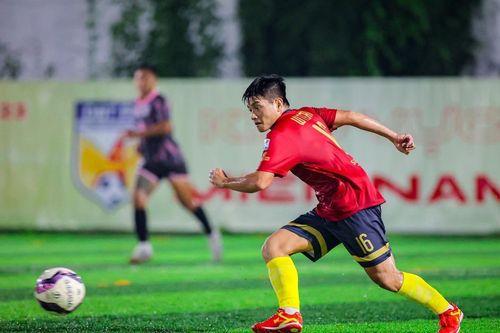 Xác định 4 đội vào bán kết giải 'phủi' hàng đầu miền Nam