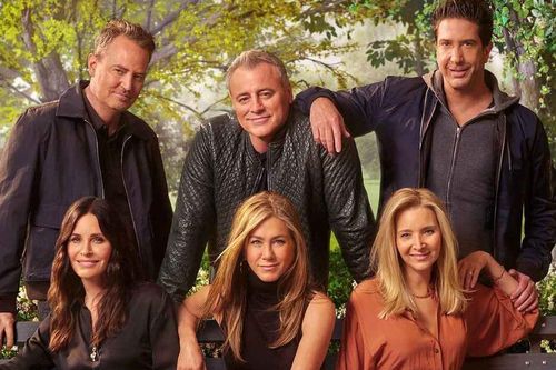 Matthew Perry, ngôi sao phim 'Friends' qua đời: 'Bạn bè, tình yêu, và…'