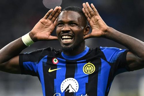 Inter trở lại ngôi đầu trong ngày Thuram 'hạ knock-out' Lukaku