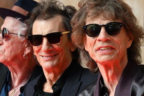 Rolling Stones nhận giải BRIT Billion khi đạt 1 tỷ 'stream'