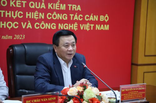 Chủ động kế hoạch nâng cao chất lượng công tác cán bộ khoa học