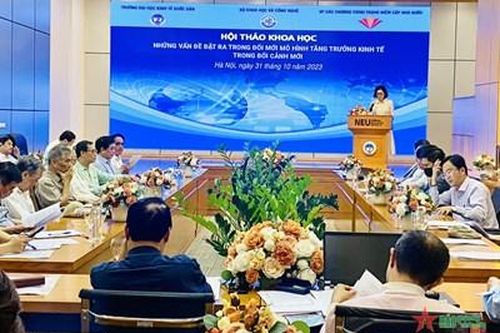 Đổi mới mô hình tăng trưởng kinh tế trong bối cảnh mới