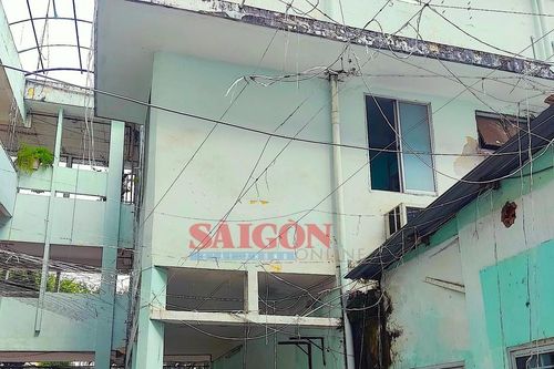 Trụ sở Trung tâm y tế quận Gò Vấp có nguy cơ sập đổ