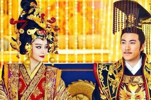 Võ Tắc Thiên cho xem 2 thứ gì khiến Địch Nhân Kiệt bái phục?