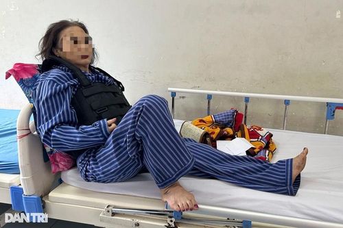 Vụ tai nạn 5 người chết: 'Tôi mở mắt ra thấy người bị thương nằm la liệt'