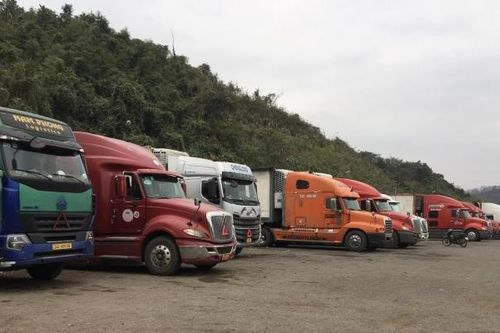 Lào Cai: Thí điểm thực hiện phương tiện vận chuyển hàng hóa 2 chiều qua cửa khẩu Kim Thành