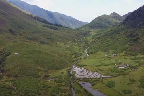 Ngỡ ngàng vẻ đẹp thung lũng Tà Cua Y (Yên Bái)