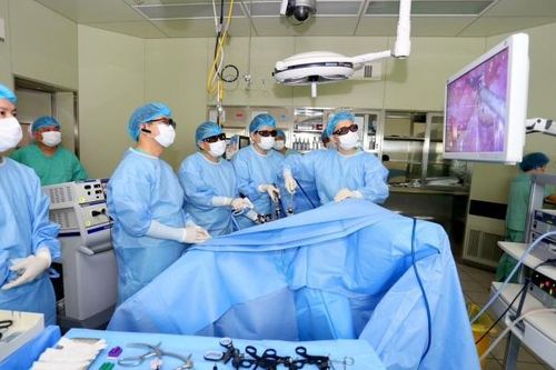 Các bác sĩ Việt Nam giành giải nhất cuộc thi phẫu thuật đại trực tràng Đông Nam Á