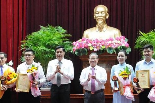 50 tác phẩm đạt Giải Búa liềm vàng thành phố Cần Thơ lần thứ II – năm 2023