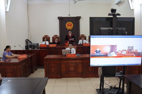 TAND tỉnh Bình Dương xét xử trực tuyến vụ án 'Giết người'