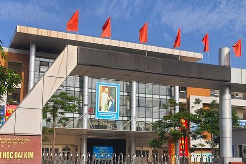 Vụ học sinh không được đi xe đạp đến trường: 'Chúng tôi làm vậy là vì các em'