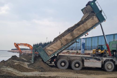 Tạm giữ một số người chống đối thi công bến cảng ở Thanh Hóa