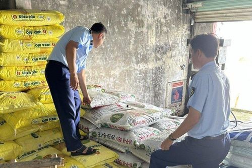 Kiên Giang: Phát hiện 2 cơ sở kinh doanh phân bón không đạt chất lượng