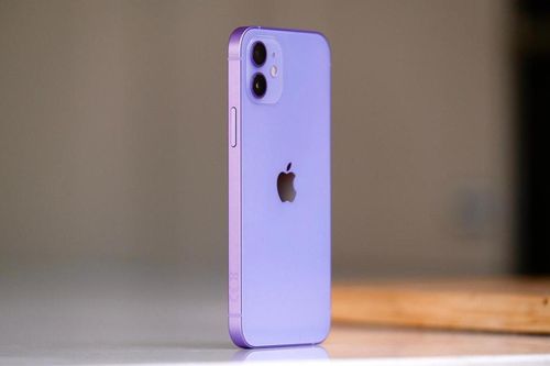 Giá iPhone 12 giảm về mức thấp nhất từ khi ra mắt