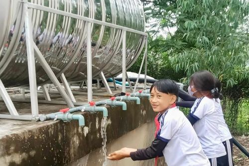 Nước sạch về trường vùng khó Chư Krêy