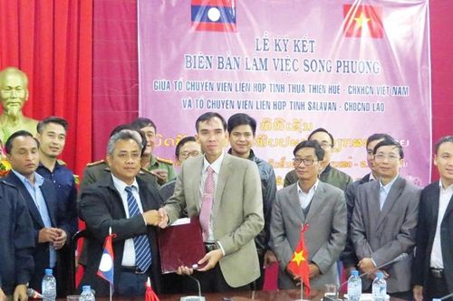 Đậm nghĩa tình gắn bó Việt Nam - Lào