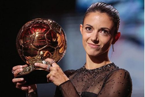 Aitana Bonmatí giành Quả bóng Vàng nữ 2023