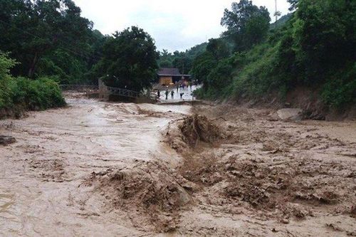 Tin khẩn: Cảnh báo lũ quét, sạt lở đất tại khu vực Trung bộ và Tây Nguyên