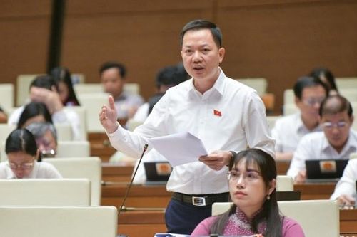 Thao túng giá bất động sản nguy hiểm không kém thao túng thị trường chứng khoán
