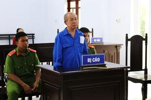Lĩnh án tù vì lập Facebook 'bọn cường quyền' để xuyên tạc, bịa đặt