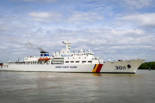 Tàu huấn luyện BADARO của Lực lượng bảo vệ bờ biển Hàn Quốc thăm TP Hải Phòng