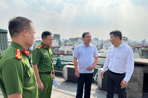 Phó Chủ tịch thành phố Hà Nội kiểm tra công tác PCCC tại khu nhà ở có nhiều căn hộ