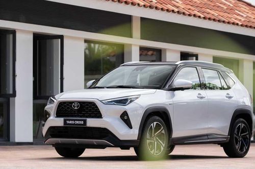Toyota hỗ trợ lệ phí trước bạ từ 50 - 100% cho khách mua xe