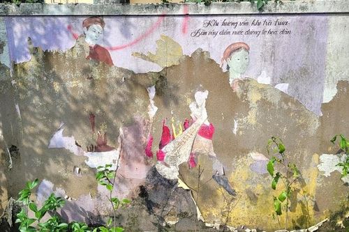 Hà Tĩnh: Loang lổ đường bích họa trên quê hương Đại thi hào Nguyễn Du