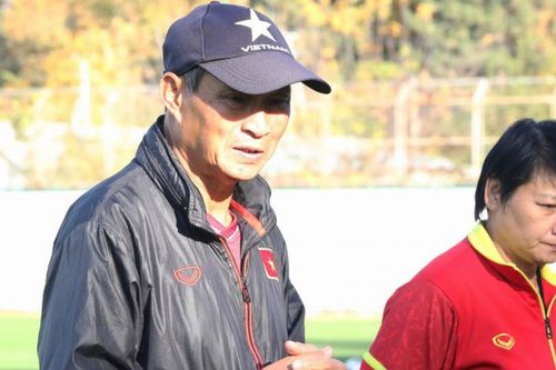 HLV Mai Đức Chung: Vinh quang đủ đầy, giờ là lúc sum vầy