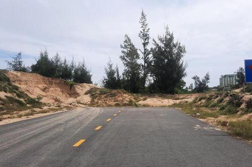 Người dân sống khổ trong dự án triển khai ì ạch