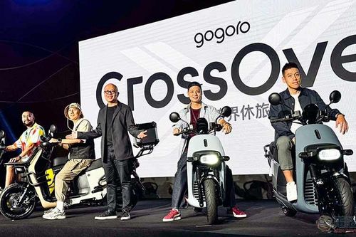 Gogoro CrossOver - chiếc 'crossover 2 bánh' chạy điện này có gì hot?