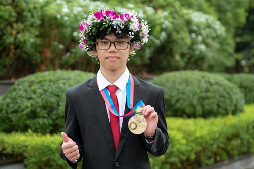 Hành trình chinh phục Huy chương Vàng Hóa quốc tế của nam sinh Chuyên Bắc Ninh