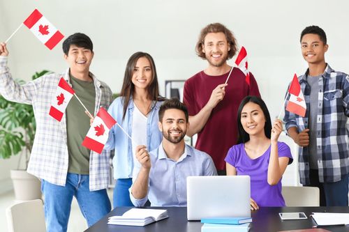 Canada ngăn chặn nhập cư trái phép qua du học