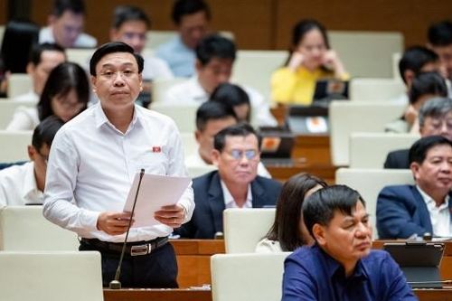 Hôm nay 1/11, Quốc hội tiếp tục thảo luận về kết quả thực hiện kế hoạch phát triển kinh tế-xã hội năm 2023, dự kiến 2024