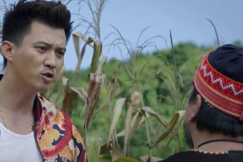 Cuộc chiến không giới tuyến tập 36: Đoàn 'ra đòn' với bố vợ, ông Hề linh cảm có chuyện chẳng lành