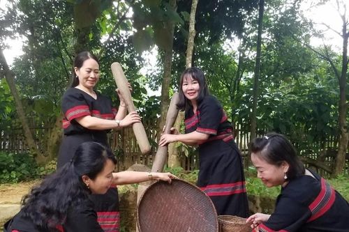Thừa Thiên Huế phát triển du lịch vùng cao