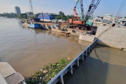 Vận hành âu thuyền trăm tỷ, người dân Cần Thơ thoát cảnh 'bì bõm'