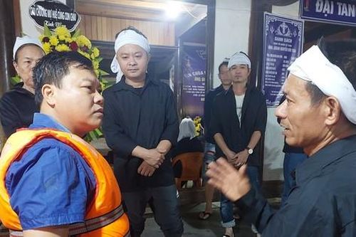 Nỗi đau vùng 'rốn lũ' Hà Tĩnh: Người chết 3 ngày chưa thể mai táng, nhiều trẻ lâm cảnh mồ côi