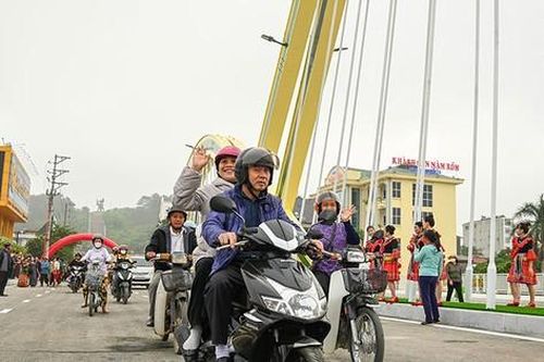 Điện Biên thông xe cây cầu trăm tỷ chào mừng Kỷ niệm 70 năm Chiến thắng Điện Biên Phủ
