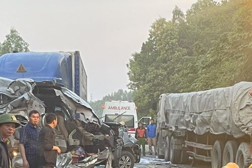 Tai nạn liên hoàn 5 người chết ở Lạng Sơn: Điều bất thường trong xe 16 chỗ