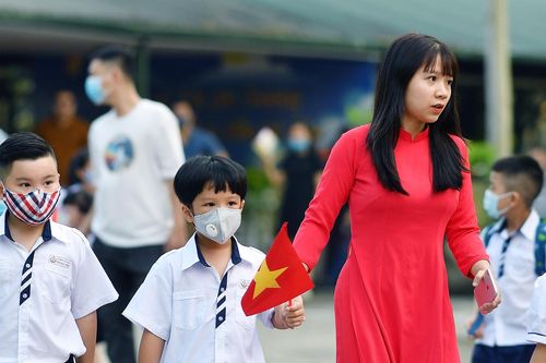 ĐBQH đề nghị tăng lương giáo viên mức cao nhất khi cải cách tiền lương